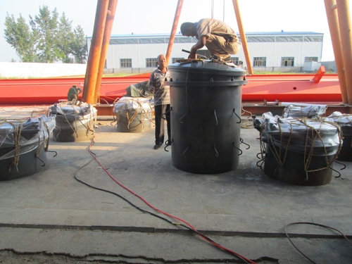 自由側翻式拍門